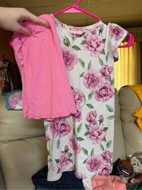Posh peanut Girls' Pink Rose Floral Set